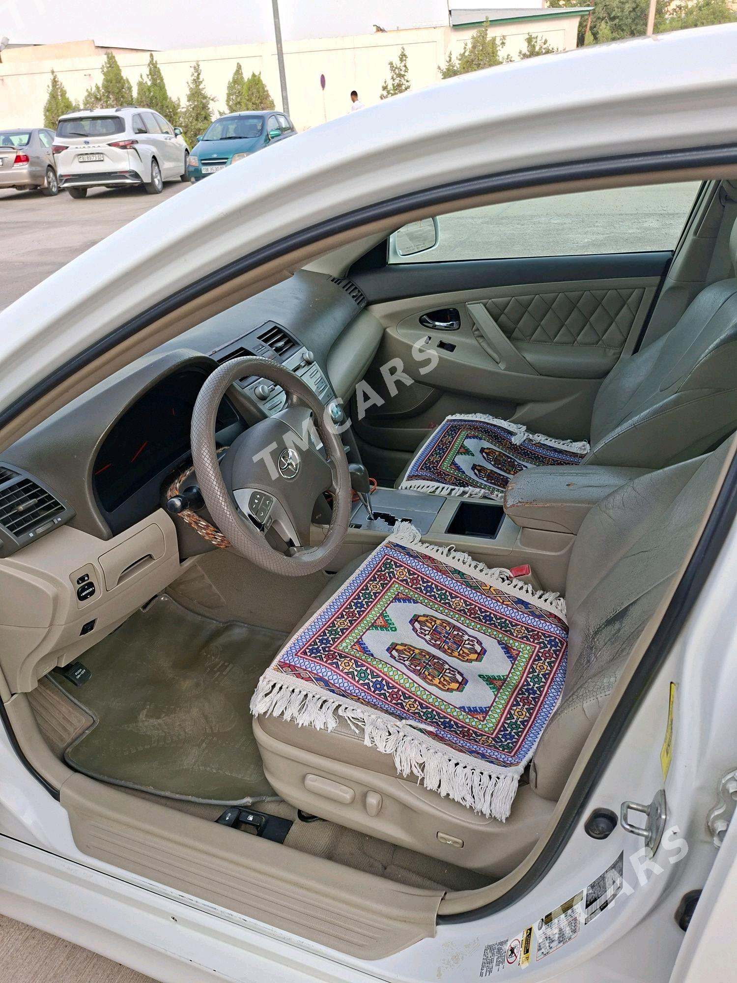 Toyota Camry 2007 - 140 000 TMT - Гурбансолтан Едже - img 2