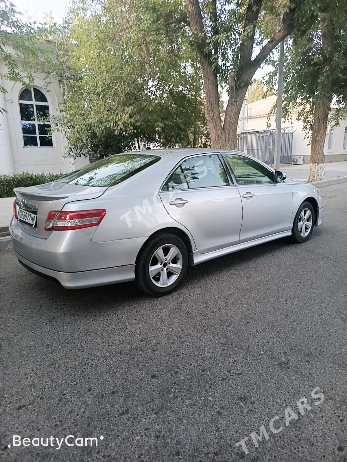 Toyota Camry 2010 - 128 000 TMT - Baýramaly - img 7