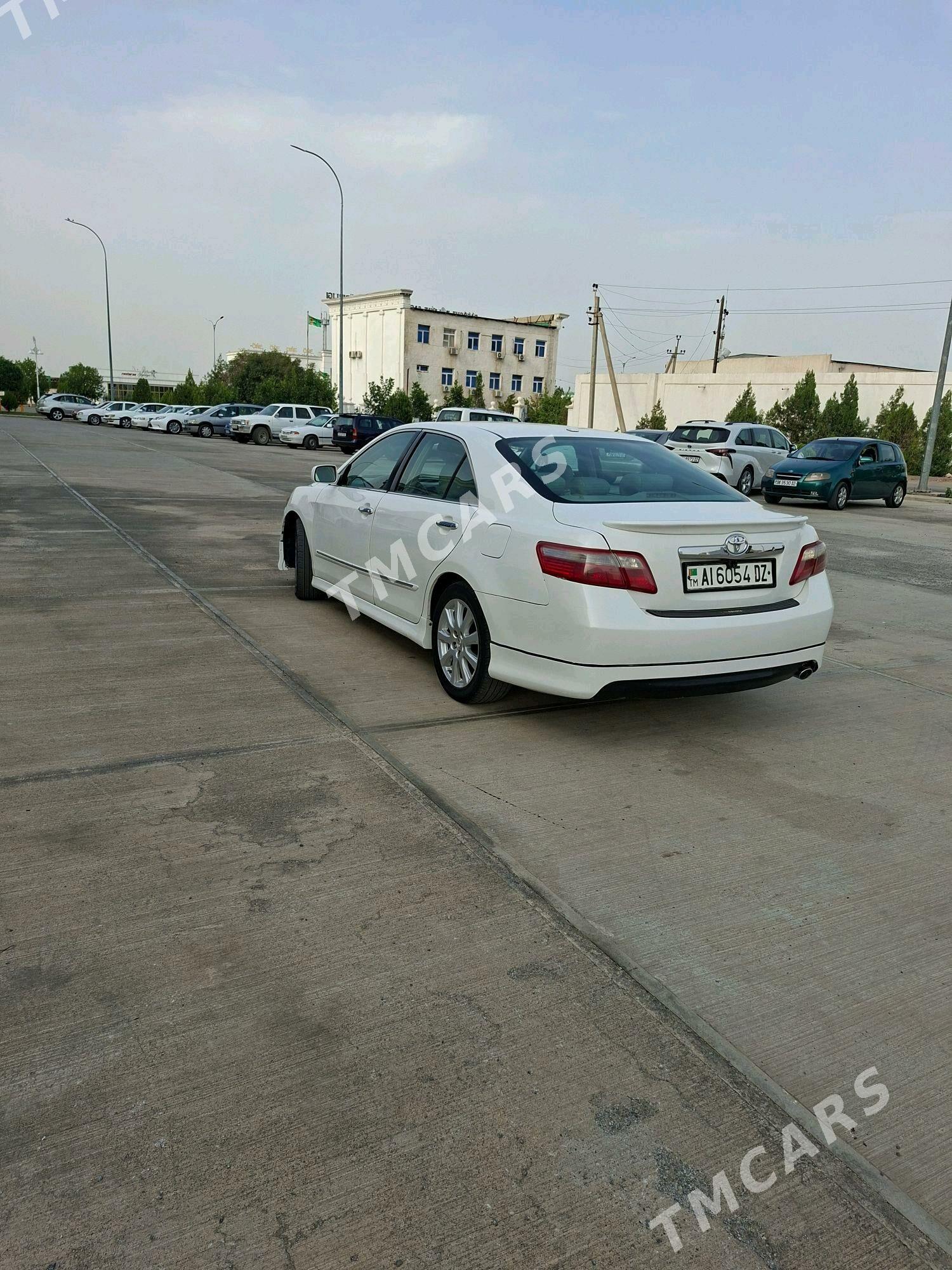 Toyota Camry 2007 - 140 000 TMT - Гурбансолтан Едже - img 6