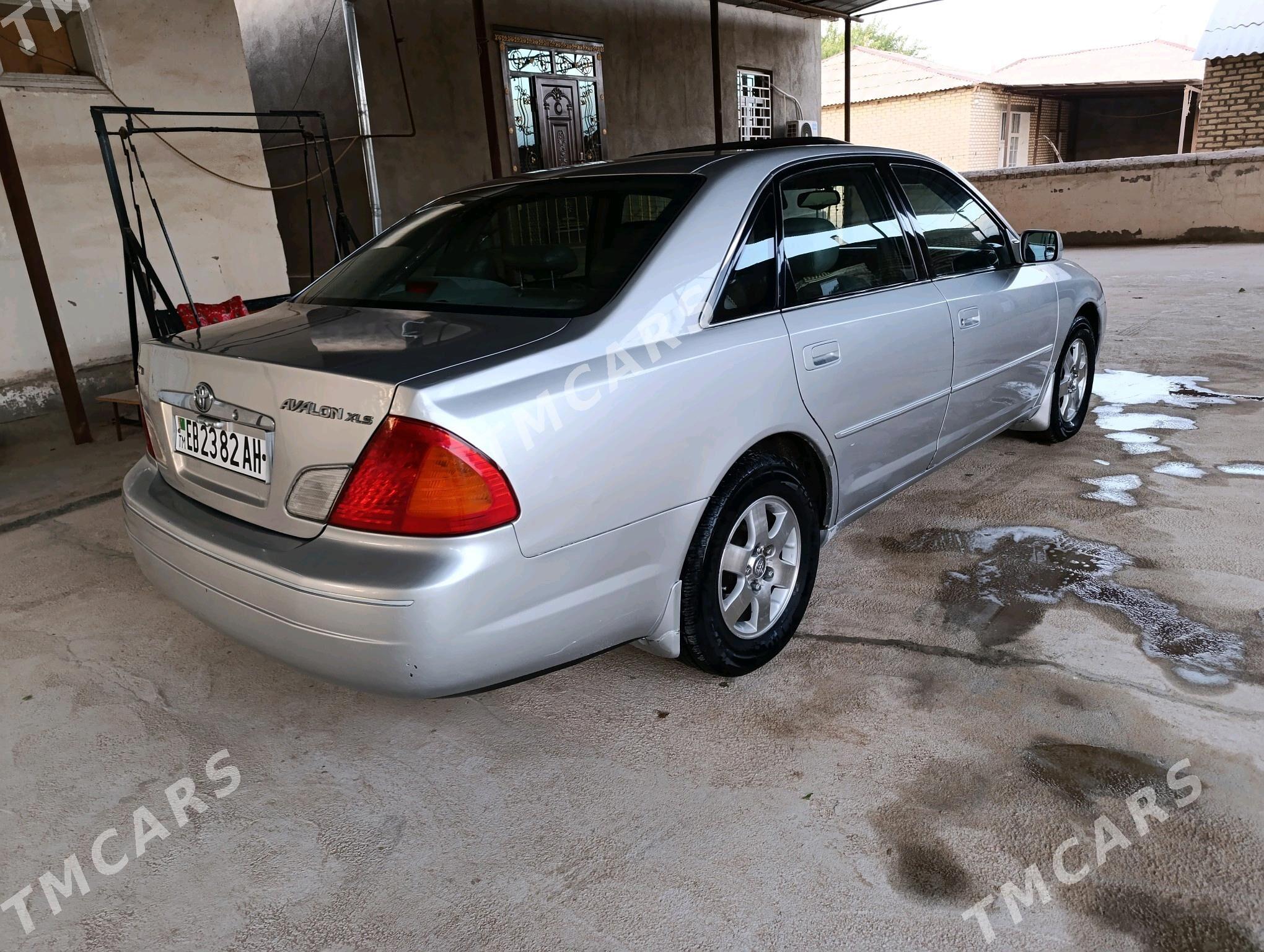 Toyota Avalon 2001 - 159 000 TMT - Бабадайхан - img 3