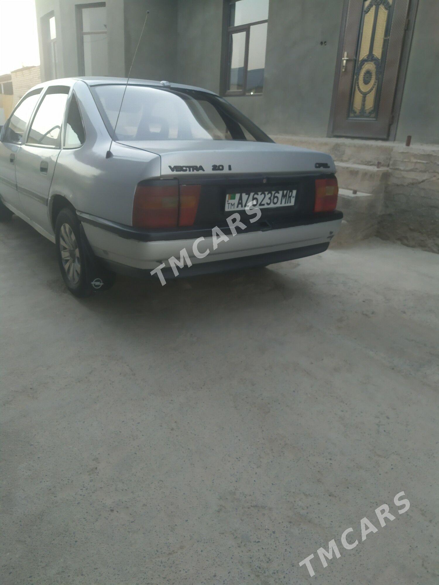 Opel Vectra 1991 - 28 000 TMT - Mary - img 3