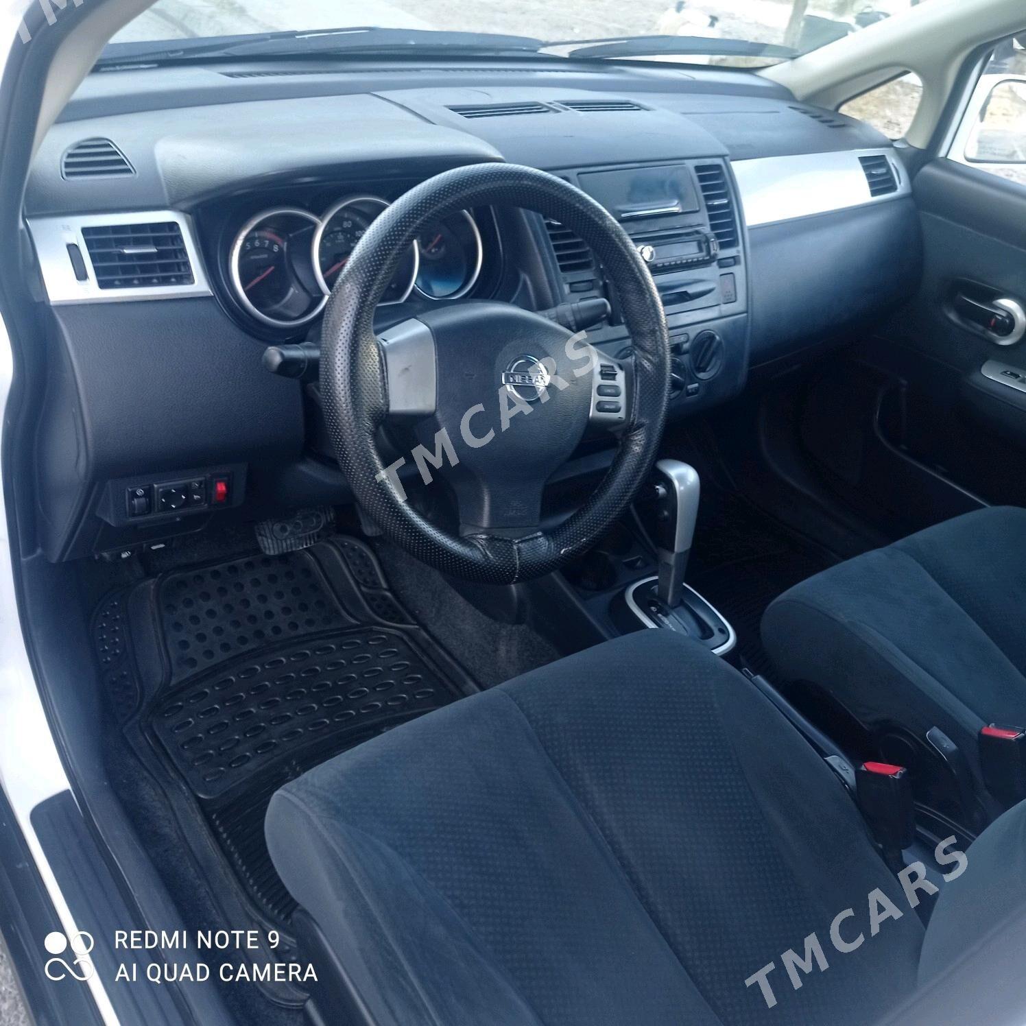 Nissan Versa 2009 - 112 000 TMT - Tejen - img 6