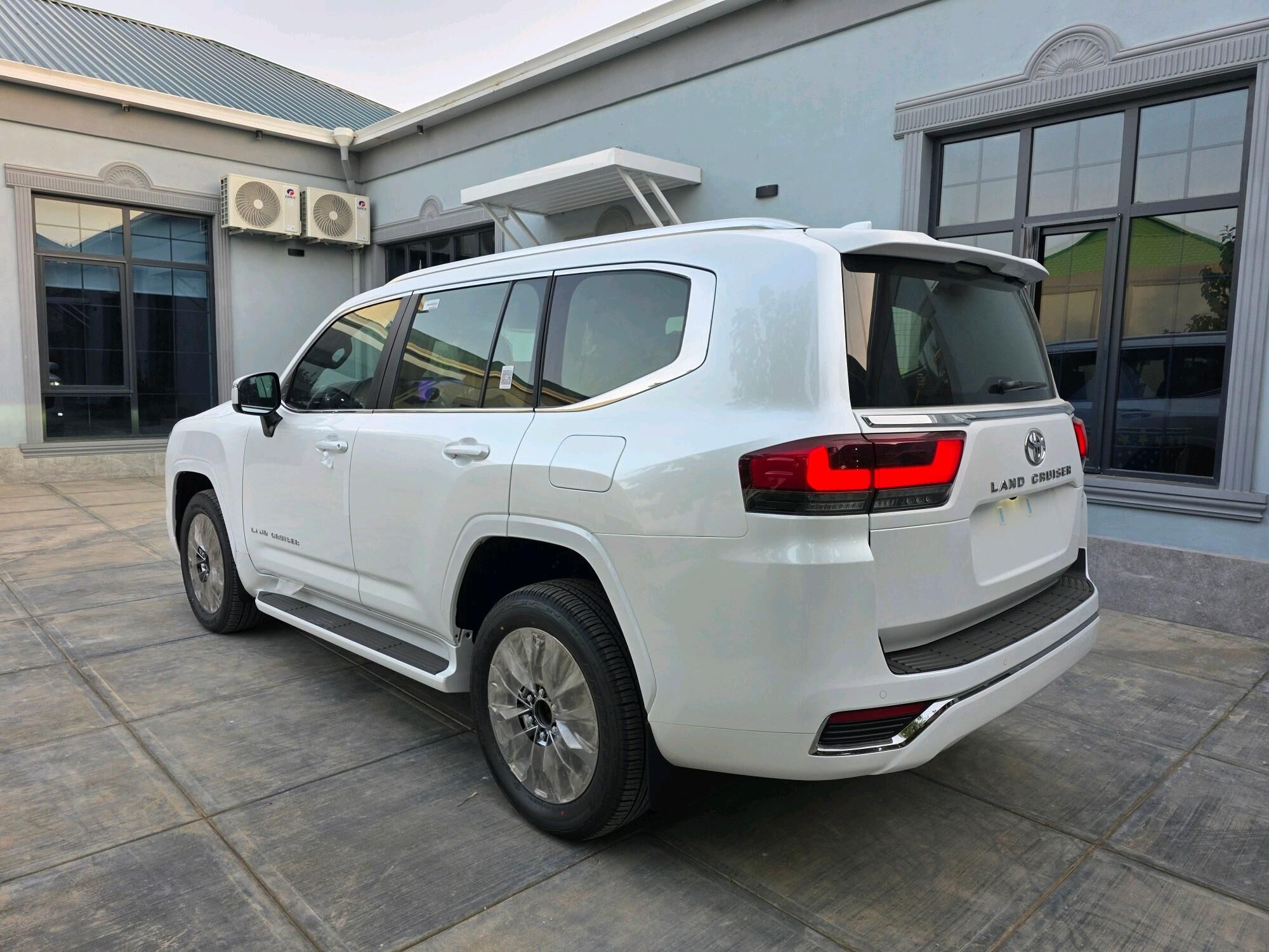 Toyota Land Cruiser 2025 - 1 666 000 TMT - Arzuw - img 5