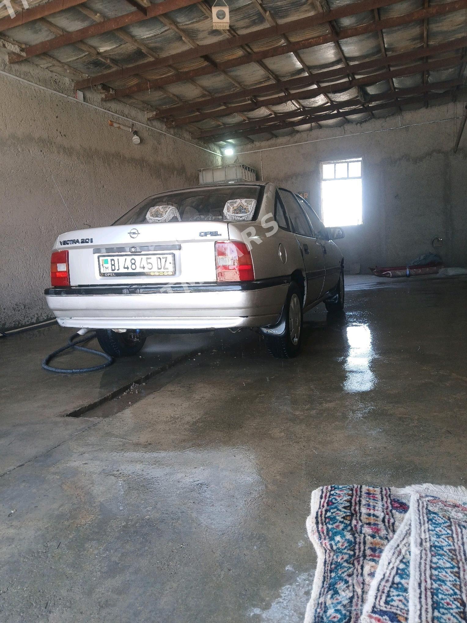 Opel Vectra 1992 - 35 000 TMT - Akdepe - img 5