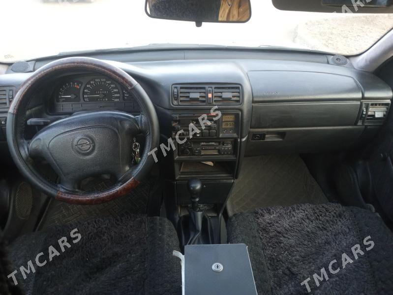 Opel Vectra 1994 - 38 000 TMT - Дашогуз - img 2