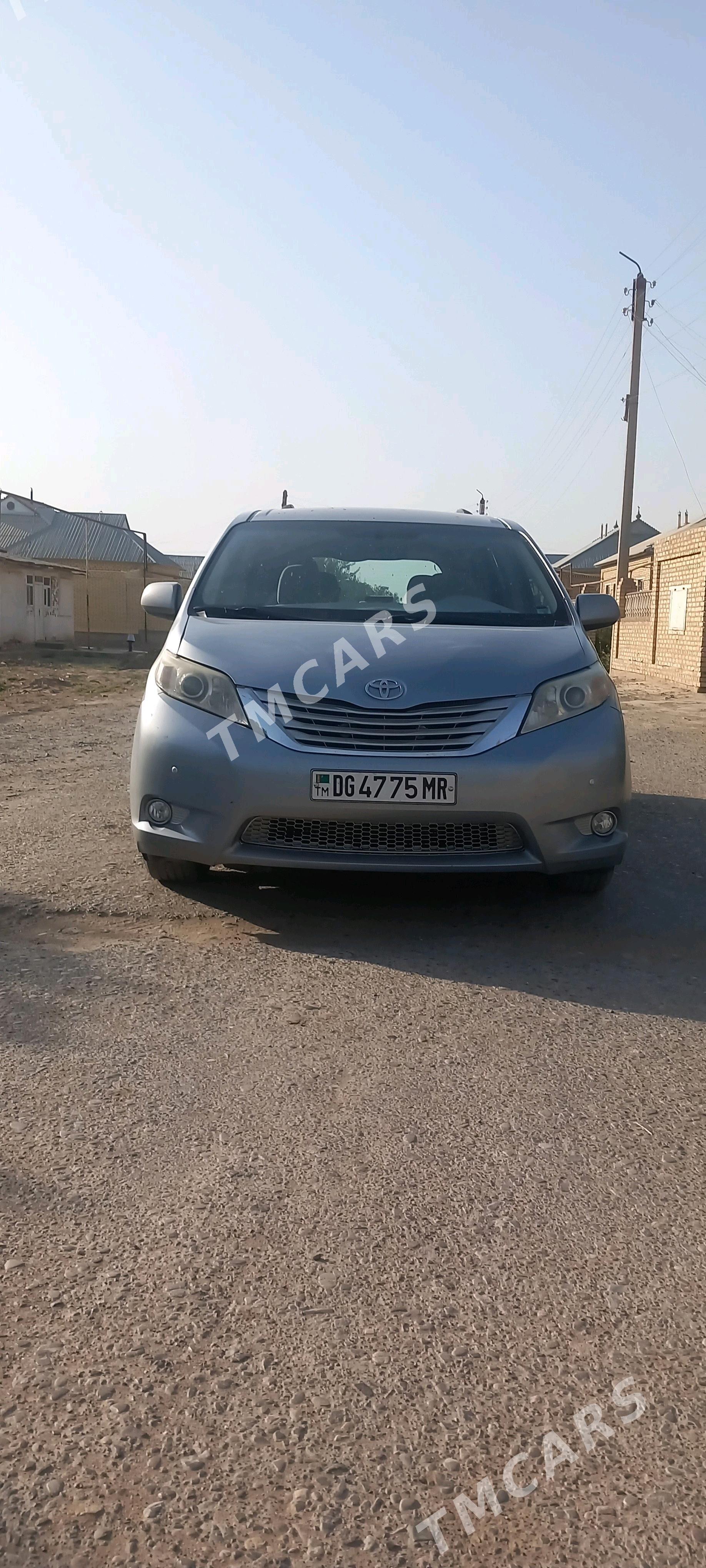 Toyota Sienna 2011 - 275 000 TMT - Mary - img 4