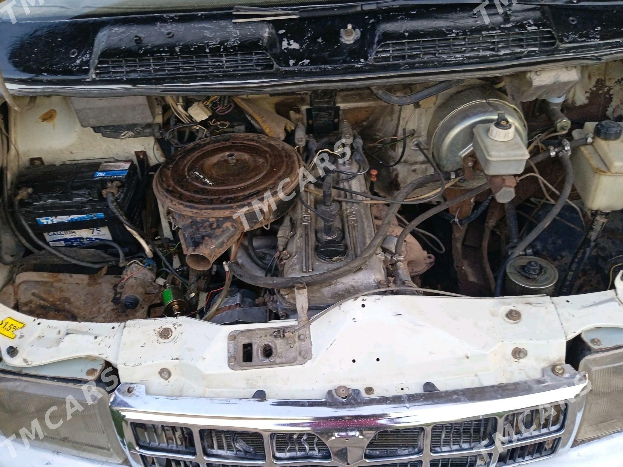 Toyota Hiace 2000 - 55 000 TMT - Сакарчага - img 2