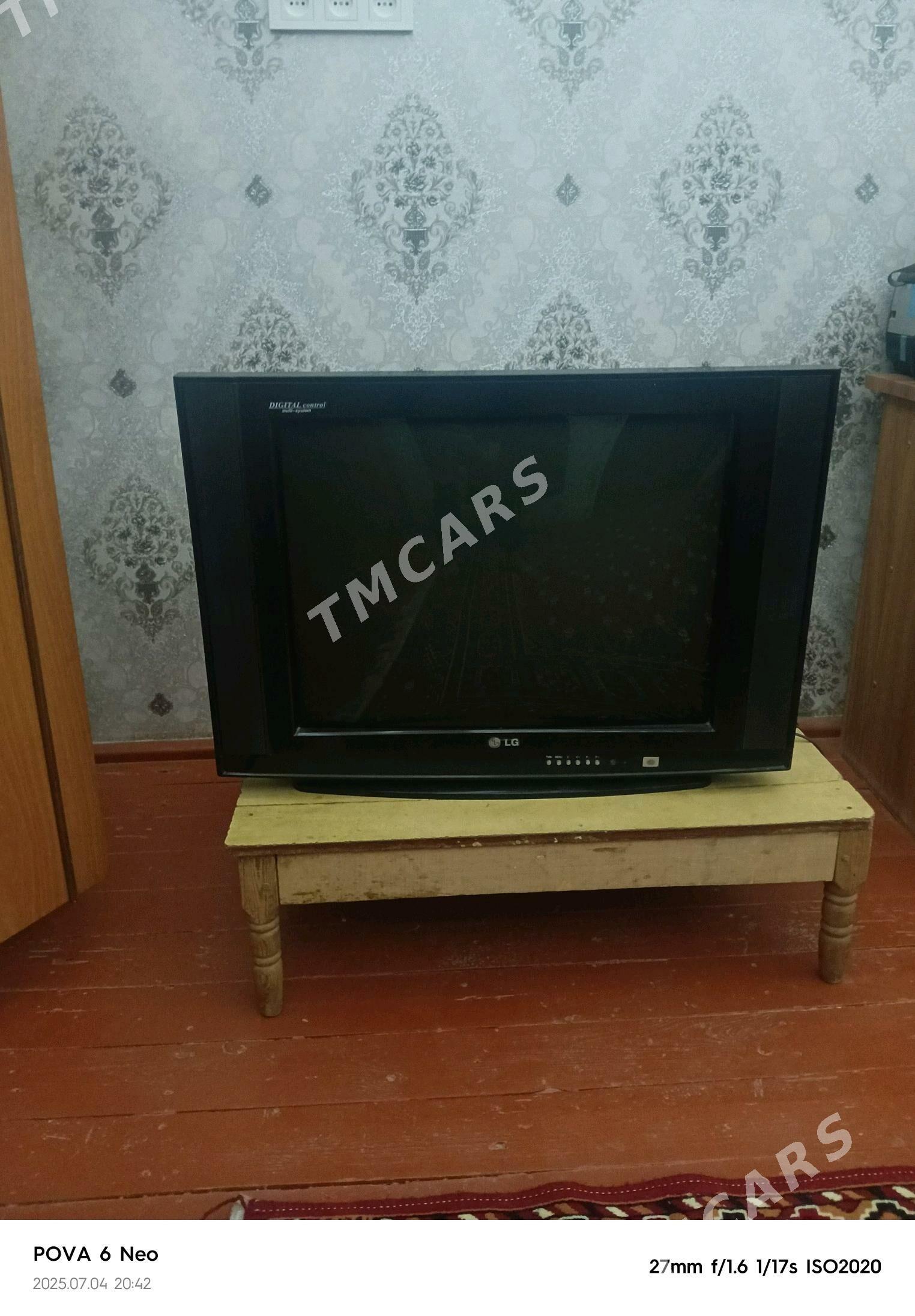 Telewizor - Gurbansoltan Eje - img 2