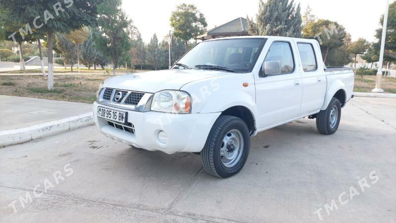 Nissan Navara 2011 - 125 000 TMT - Махтумкули - img 6