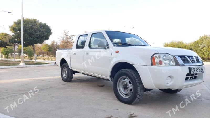 Nissan Navara 2011 - 125 000 TMT - Махтумкули - img 3