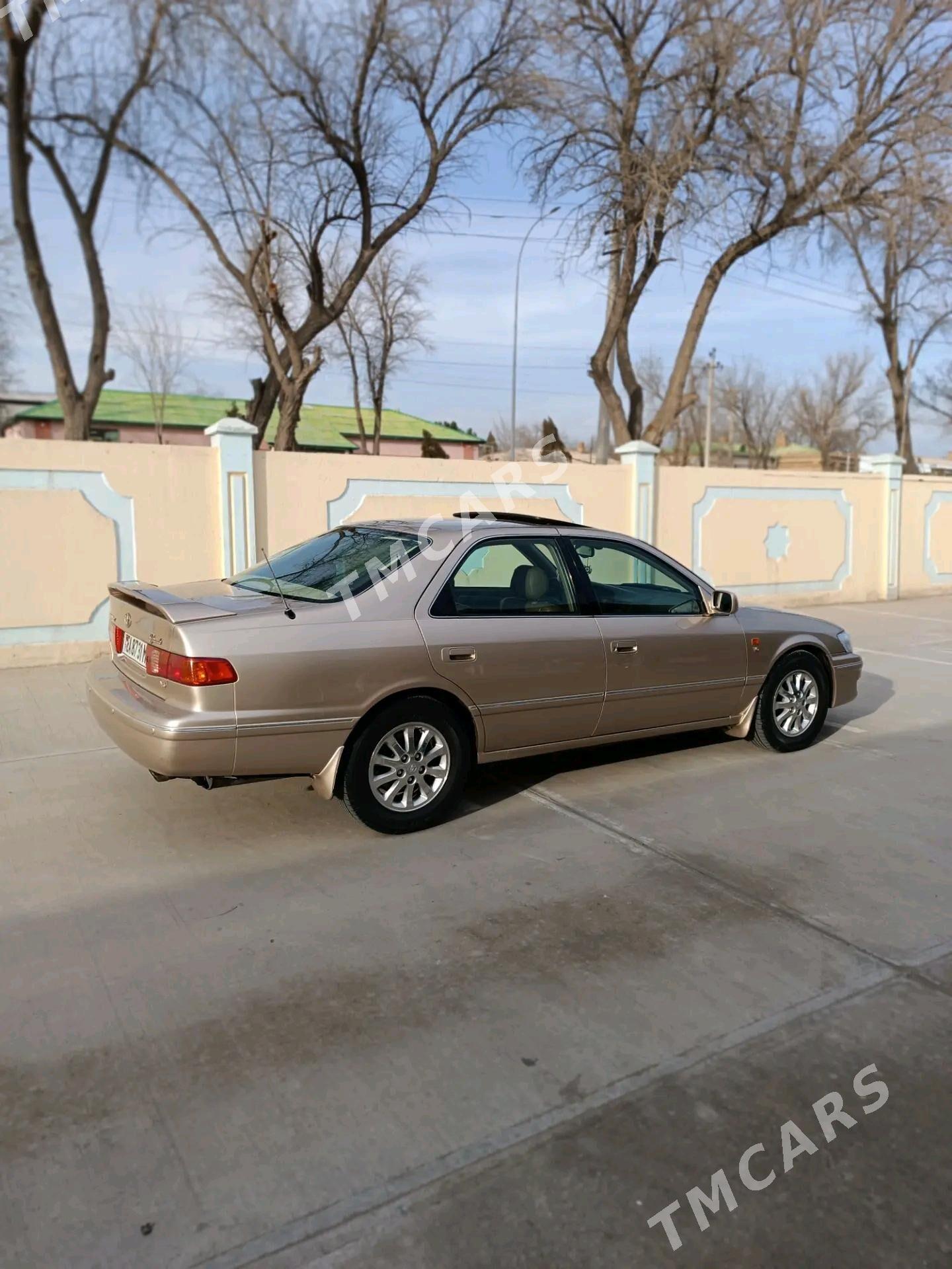 Toyota Camry 2001 - 220 000 TMT - Baýramaly - img 2