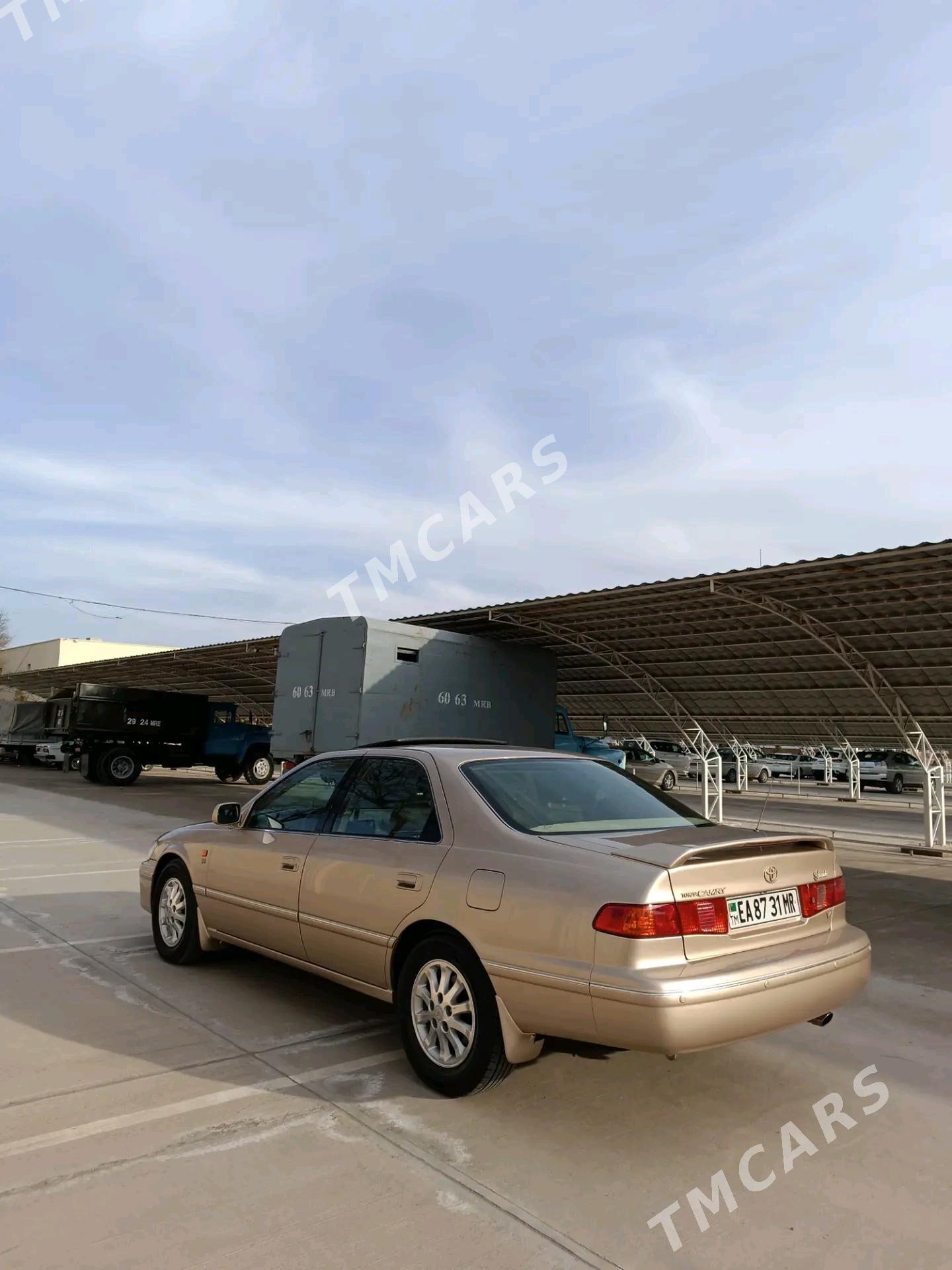 Toyota Camry 2001 - 220 000 TMT - Baýramaly - img 3