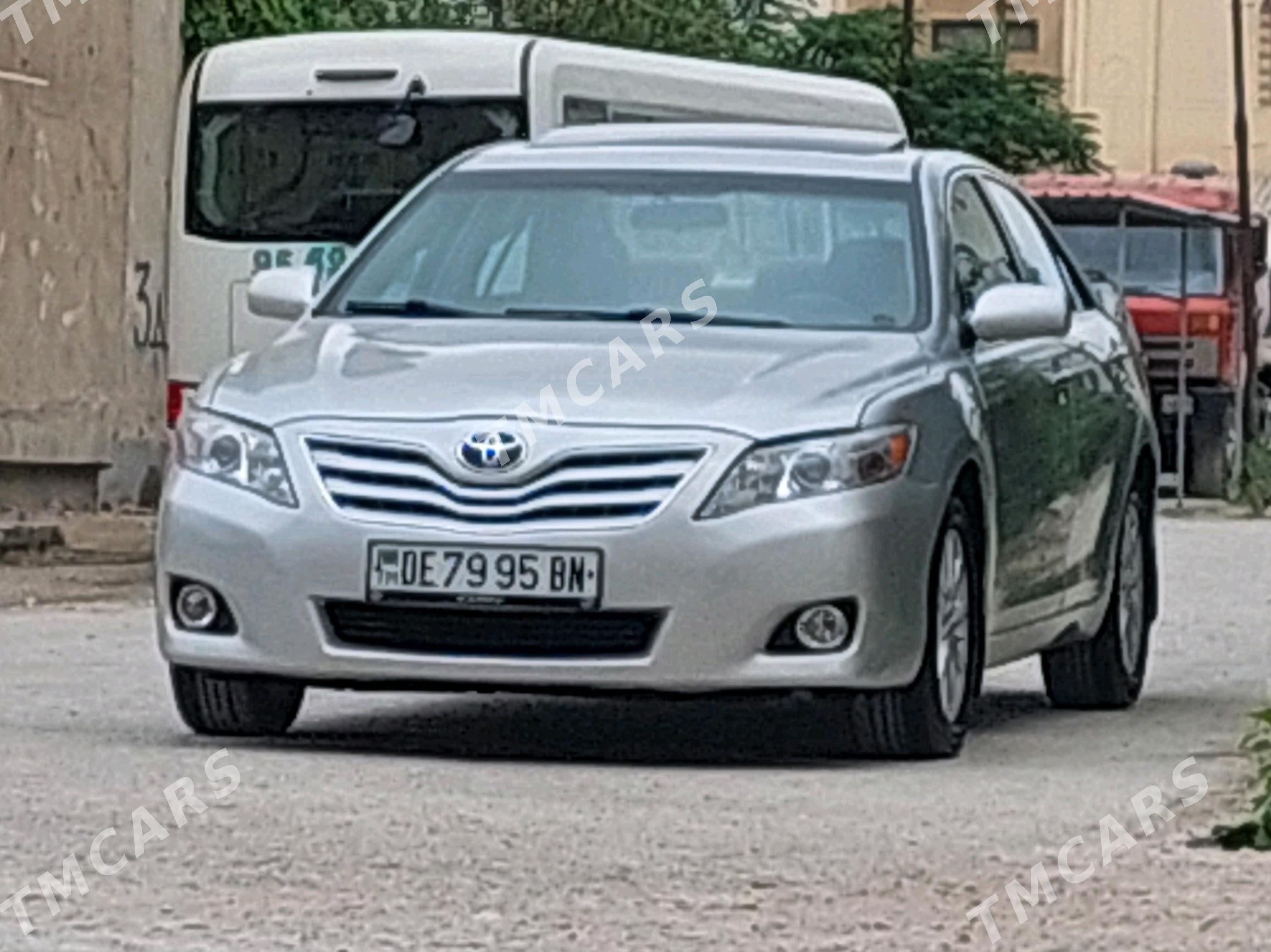 Toyota Camry 2010 - 200 000 TMT - Балканабат - img 2