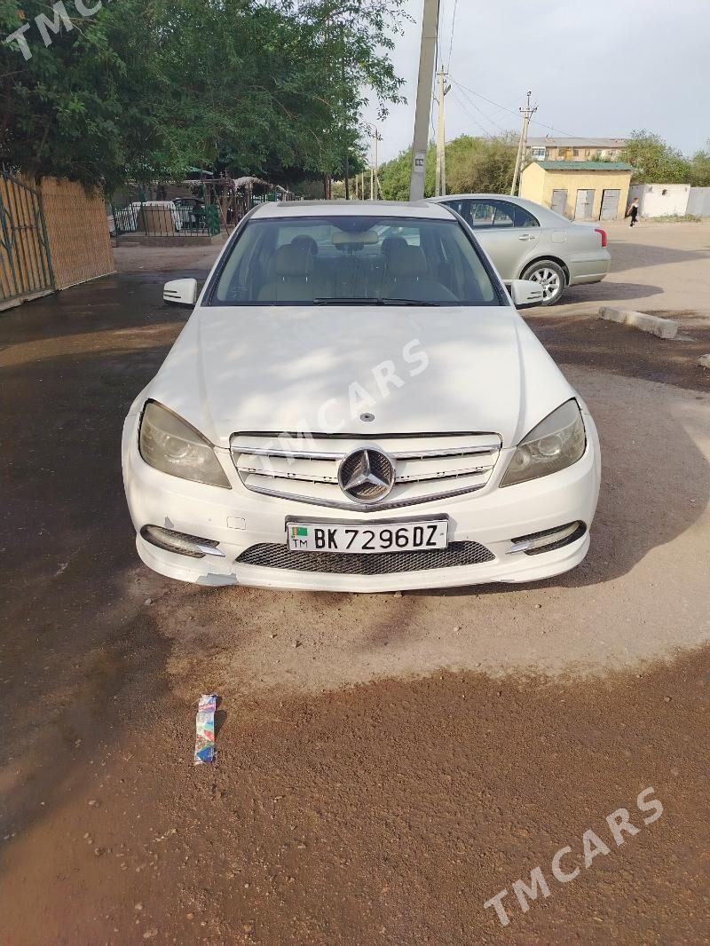 Mercedes-Benz C300 2011 - 150 000 TMT - Daşoguz - img 2