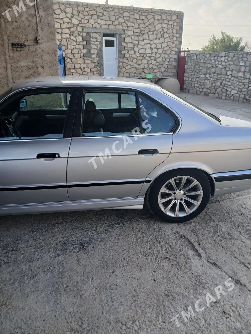 BMW 340 1994 - 50 000 TMT - Türkmenbaşy - img 3
