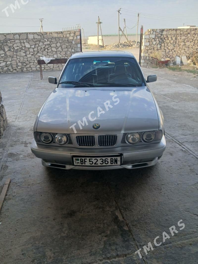 BMW 340 1994 - 50 000 TMT - Türkmenbaşy - img 5