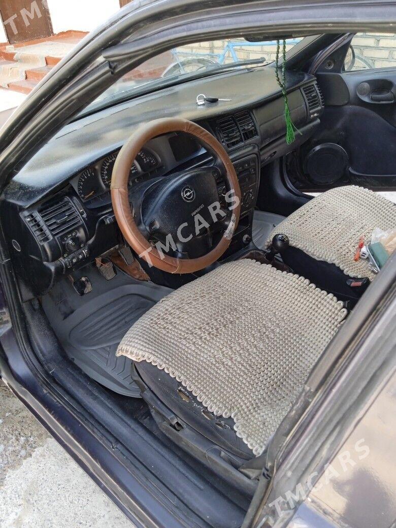 Opel Vectra 1996 - 30 000 TMT - Wekilbazar - img 3