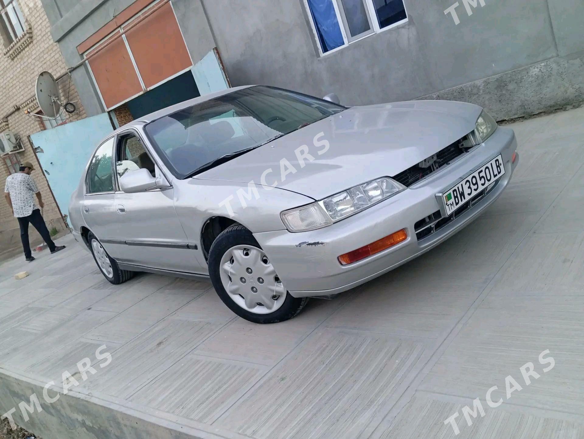 Opel Vectra 1996 - 40 000 TMT - Çärjew - img 5