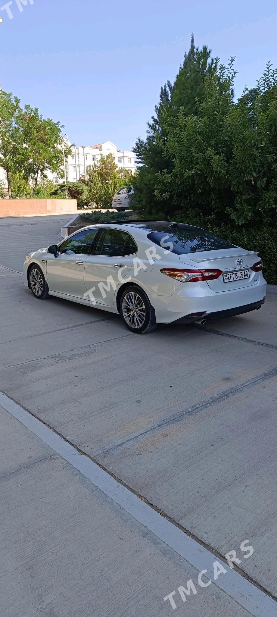 Toyota Camry 2018 - 420 000 TMT - Ашхабад - img 3