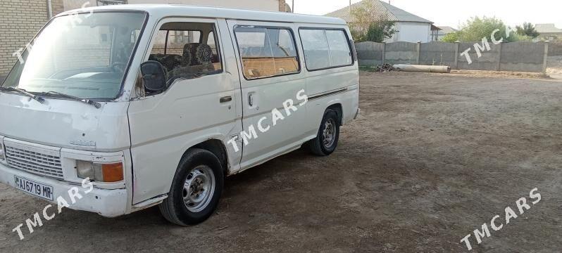 Toyota Hiace 1990 - 24 000 TMT - Mary - img 3