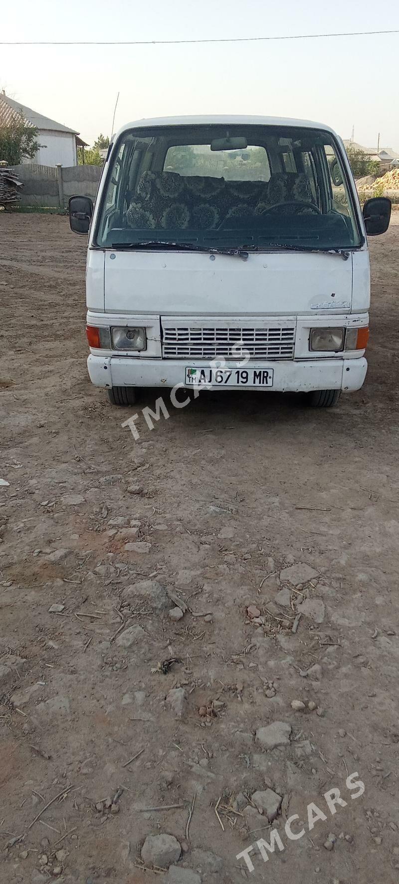 Toyota Hiace 1990 - 24 000 TMT - Mary - img 2
