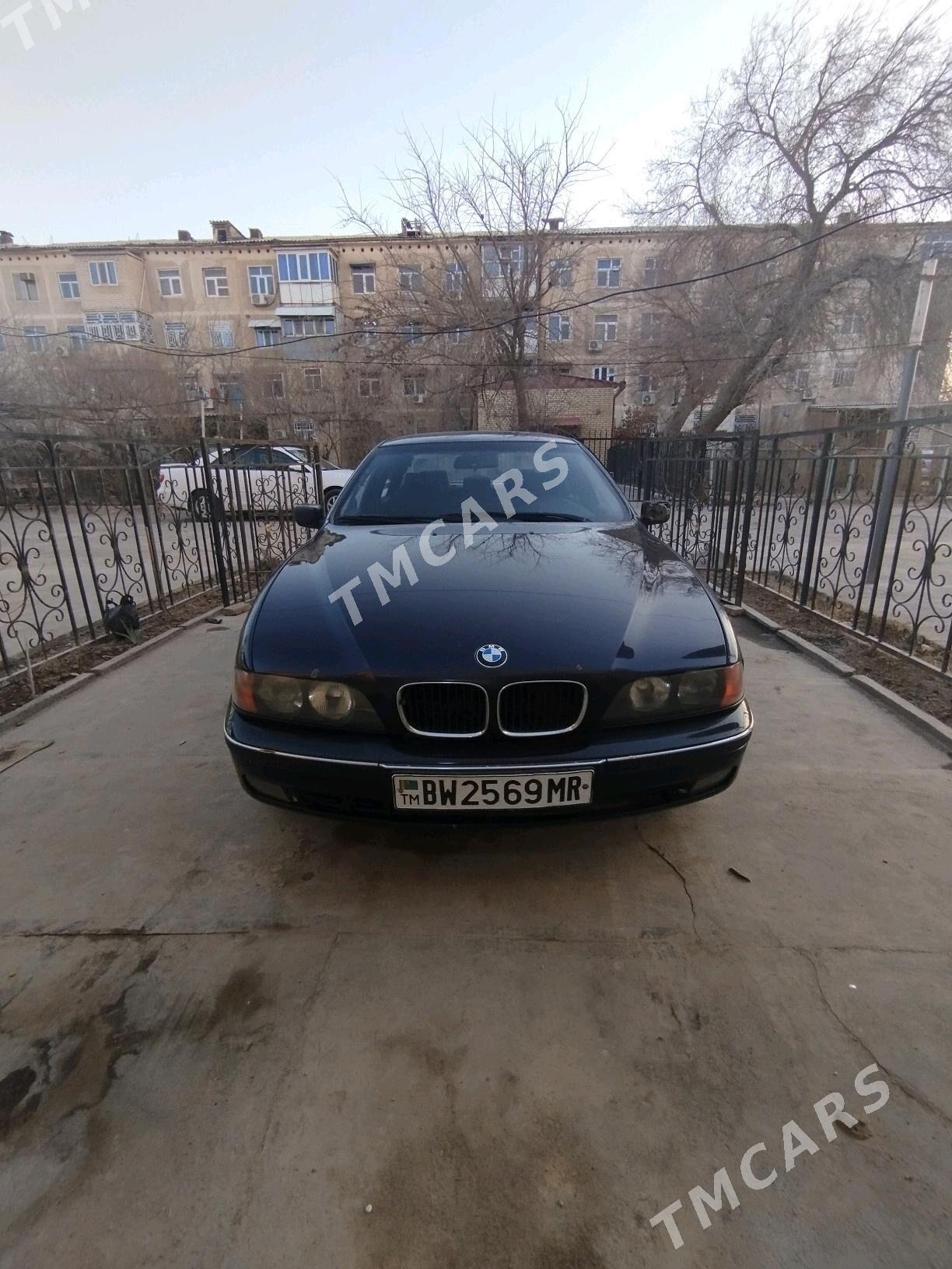 BMW E39 1998 - 70 000 TMT - Мары - img 2