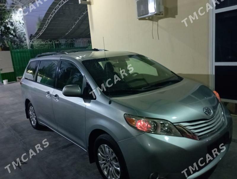 Toyota Sienna 2011 - 310 000 TMT - Aşgabat - img 5