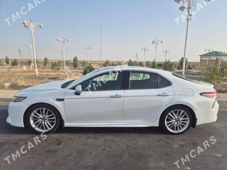 Toyota Camry 2018 - 340 000 TMT - Mary - img 7