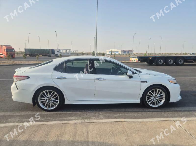 Toyota Camry 2018 - 340 000 TMT - Mary - img 6