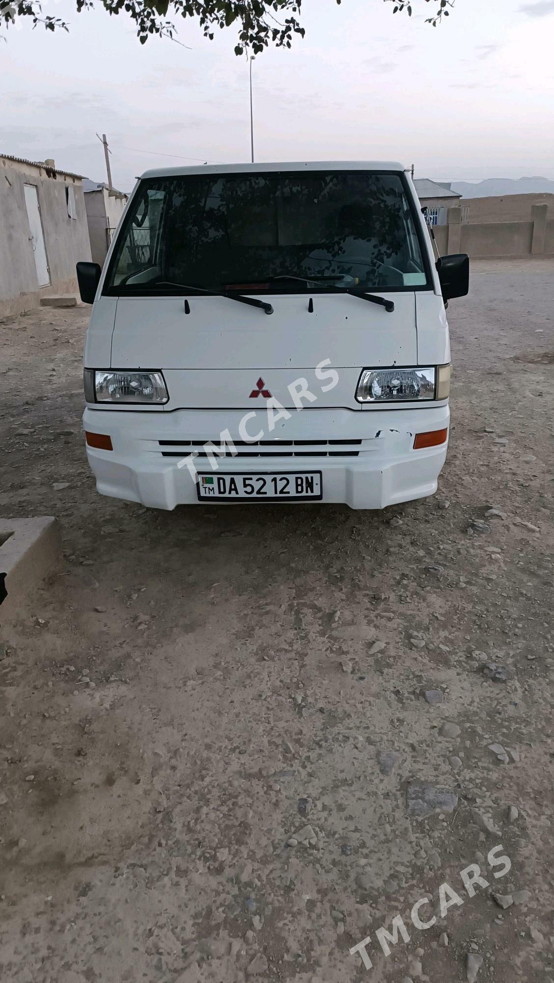 Mitsubishi L300 2004 - 60 000 TMT - Gyzylarbat - img 2