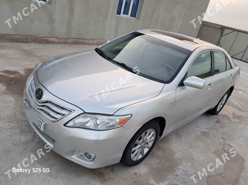 Toyota Camry 2011 - 186 000 TMT - Дашогуз - img 6