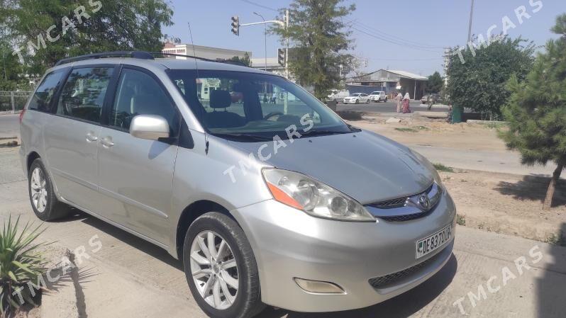 Toyota Sienna 2004 - 200 000 TMT - Türkmenabat - img 7