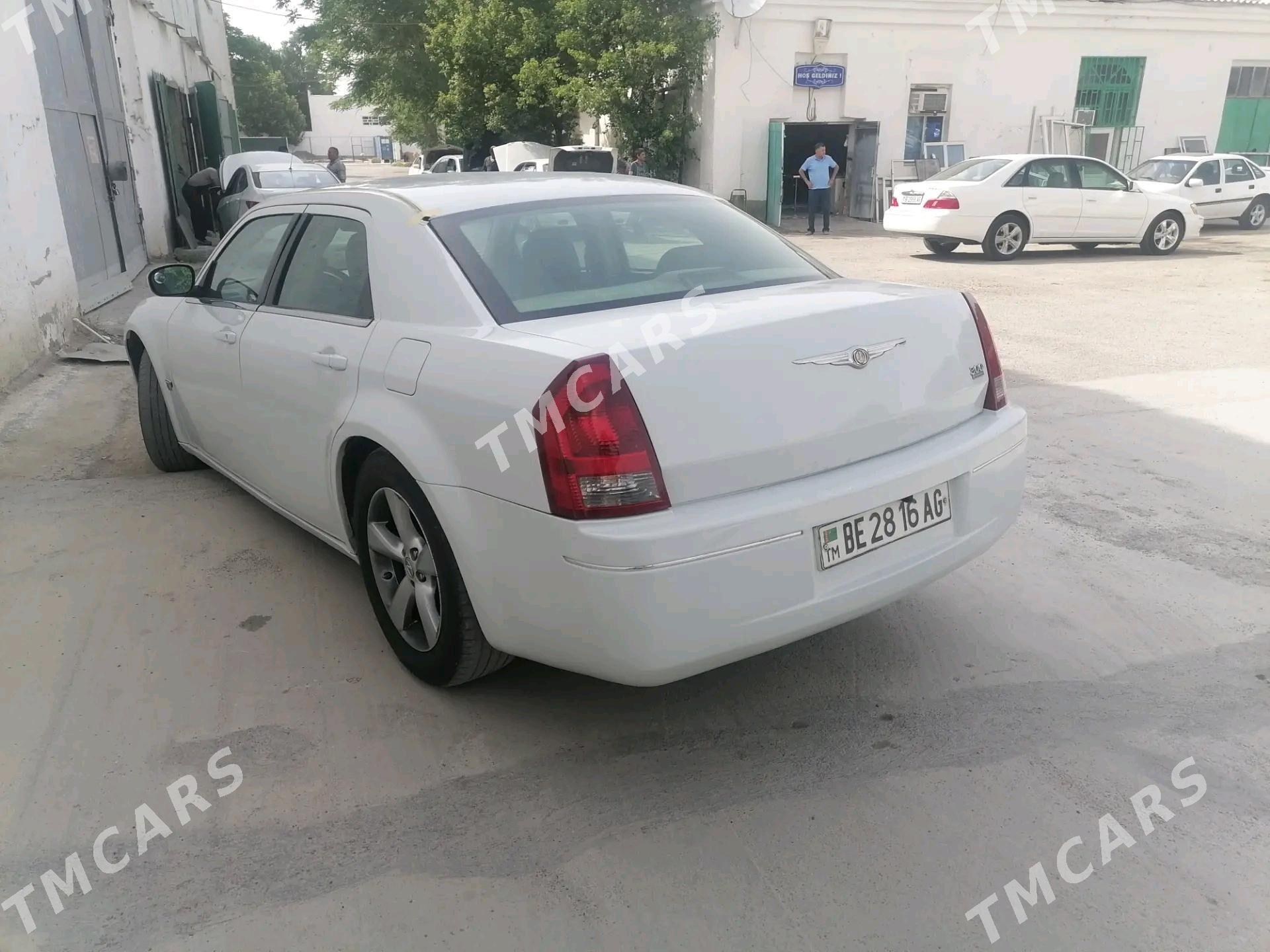 Chrysler 300 2007 - 100 000 TMT - Aşgabat - img 4