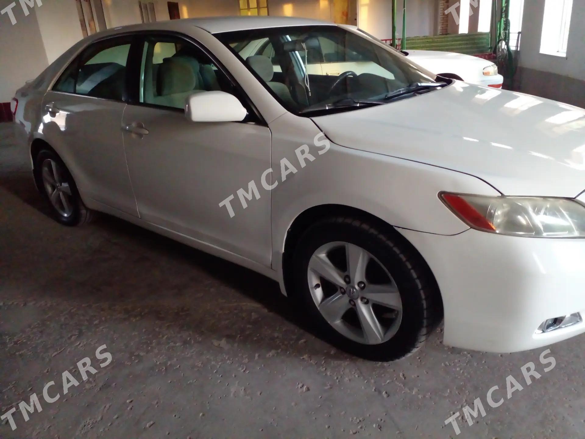 Toyota Camry 2008 - 140 000 TMT - Дянев - img 3