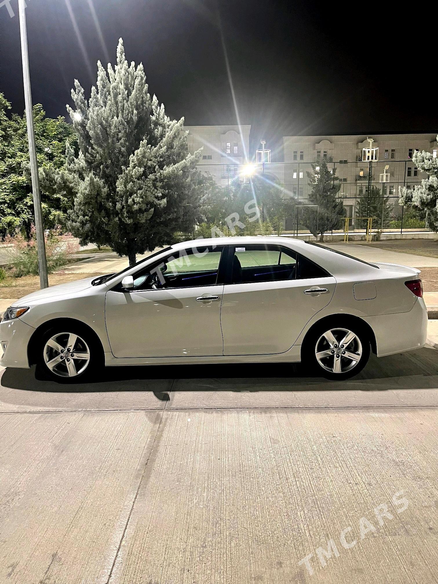 Toyota Camry 2014 - 220 000 TMT - Köşi - img 6