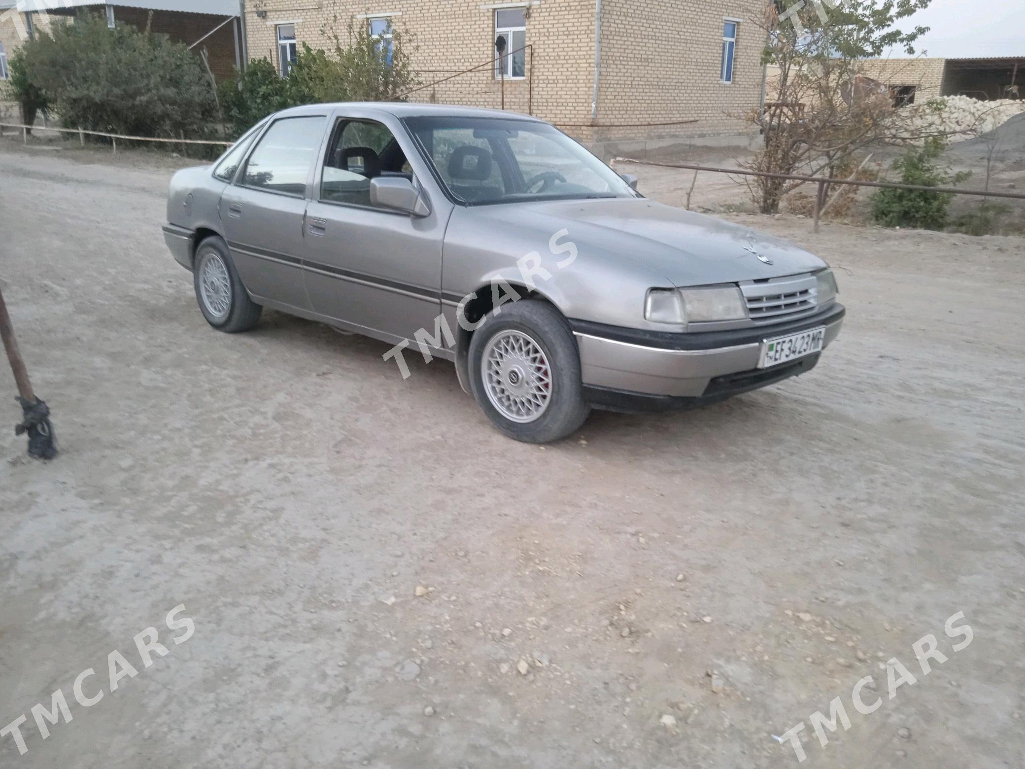 Opel Vectra 1989 - 23 000 TMT - Baýramaly - img 3