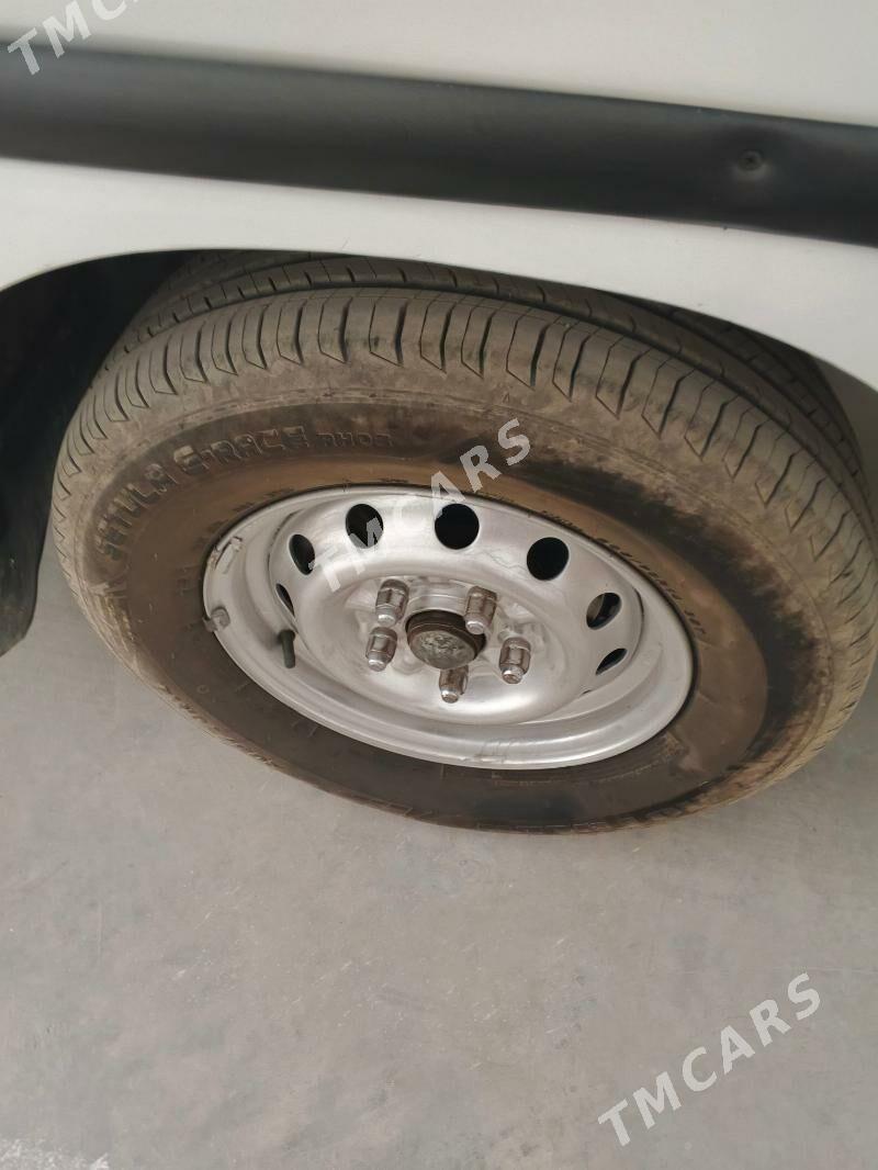 Hyundai H100 2001 - 58 000 TMT - Балканабат - img 6