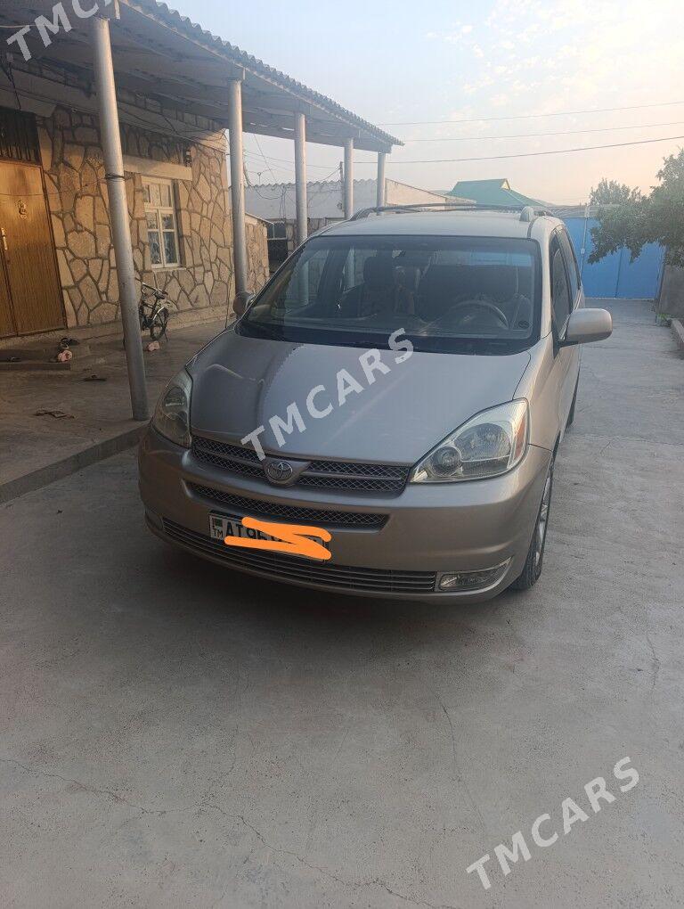 Toyota Sienna 2004 - 210 000 TMT - Гызыларбат - img 2