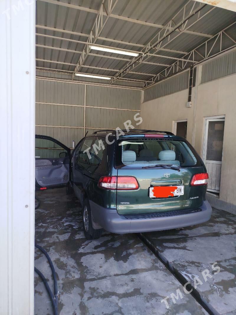 Toyota Sienna 2002 - 155 000 TMT - Балканабат - img 3