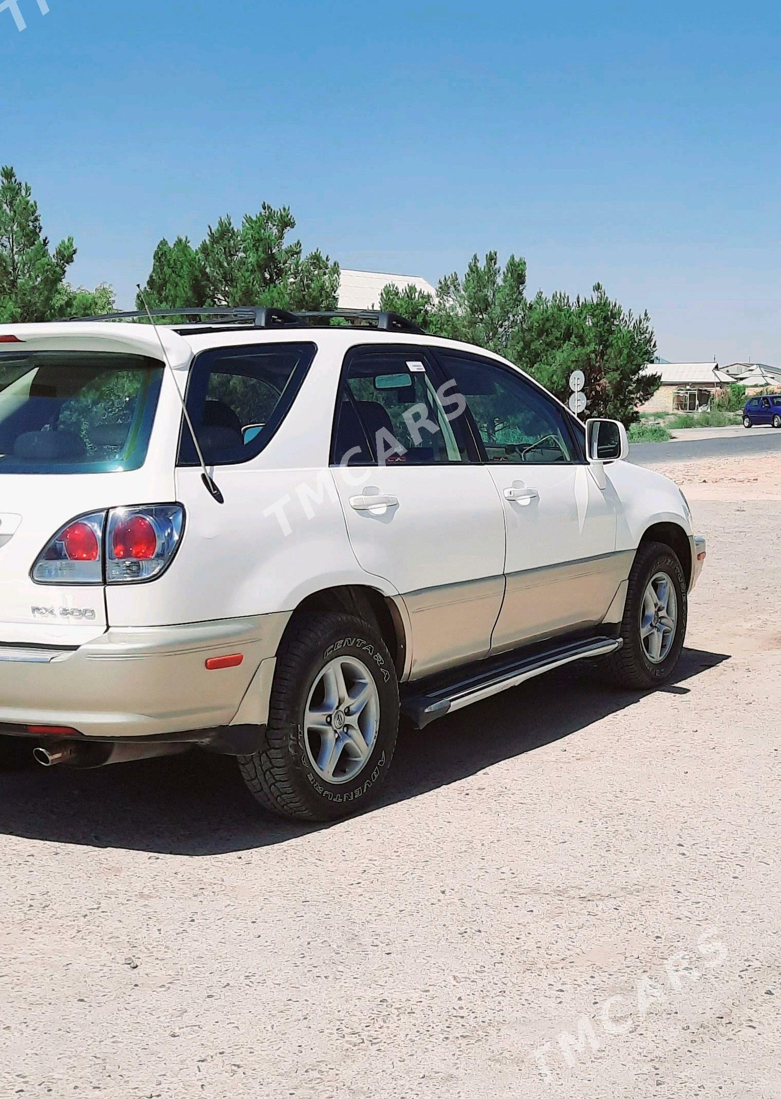 Lexus RX 300 2000 - 170 000 TMT - Дянев - img 5