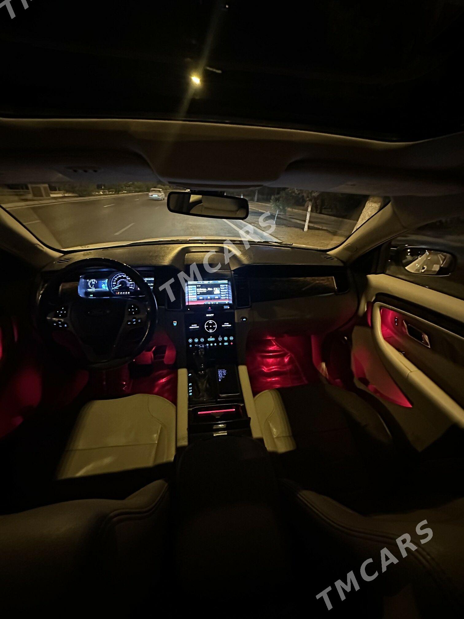 Ford Taurus 2016 - 220 000 TMT - Aşgabat - img 3