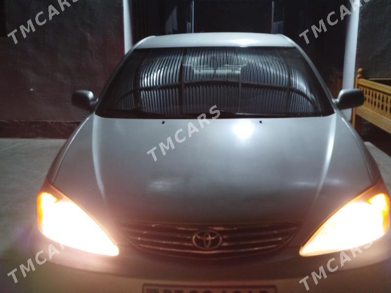 Toyota Camry 2002 - 135 000 TMT - Dänew - img 3