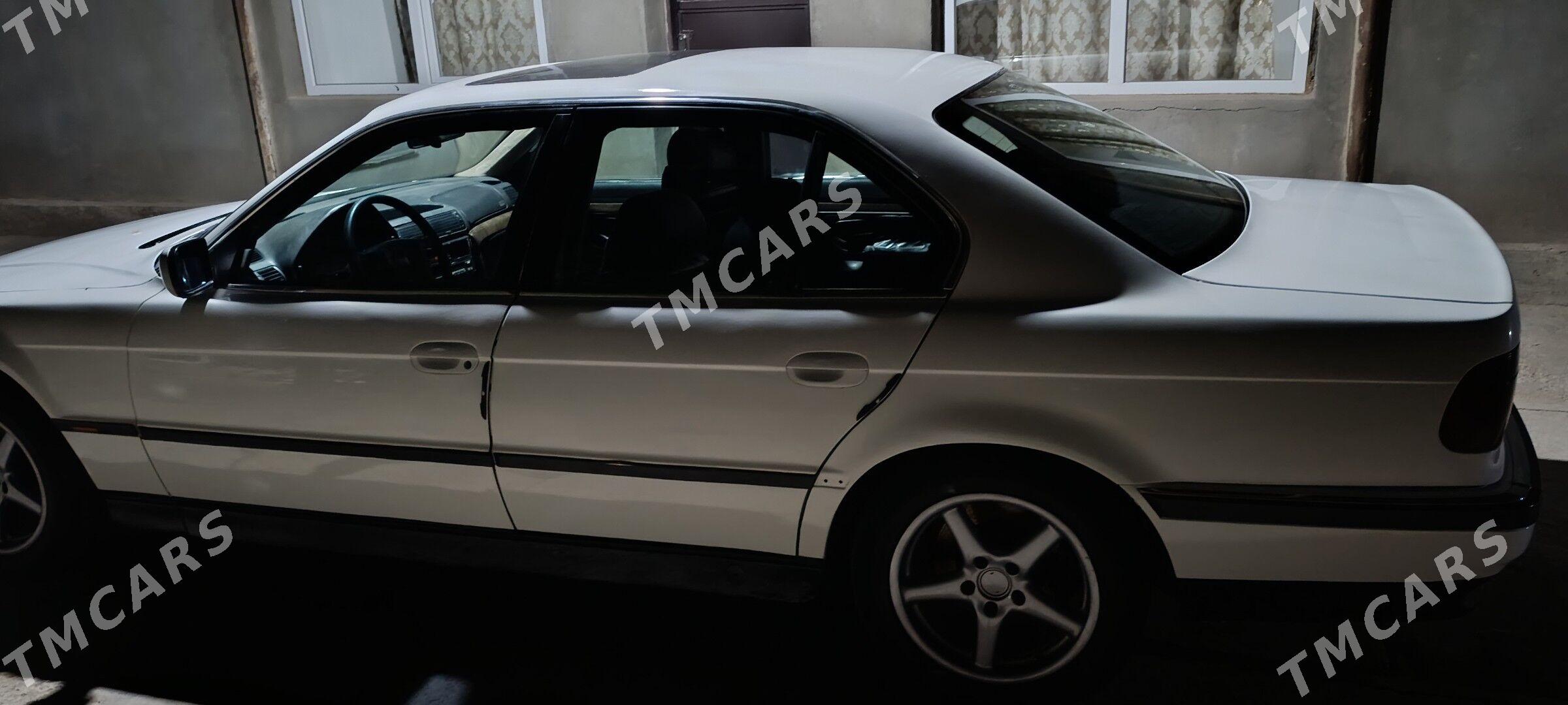 BMW 740 1996 - 67 000 TMT - Sarahs - img 3