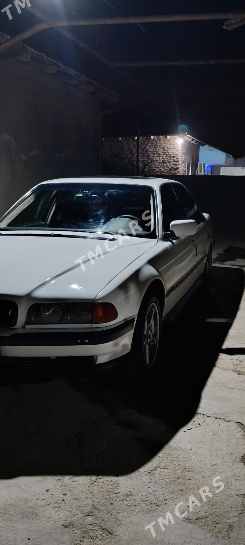 BMW 740 1996 - 67 000 TMT - Sarahs - img 2