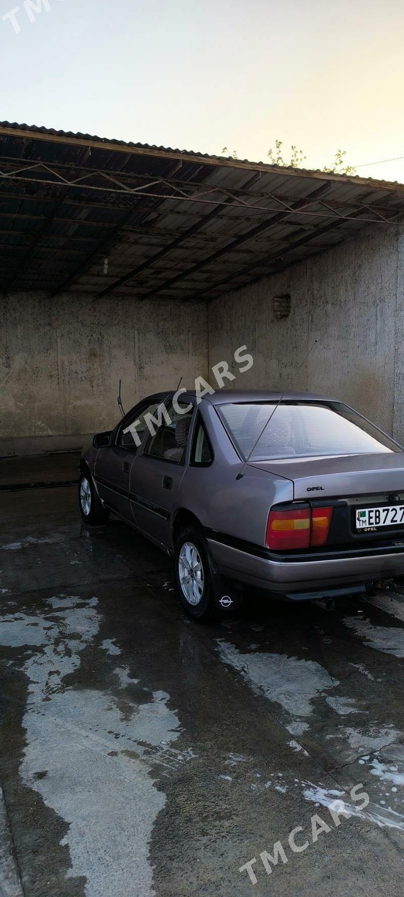 Opel Vectra 1989 - 24 000 TMT - Байрамали - img 6