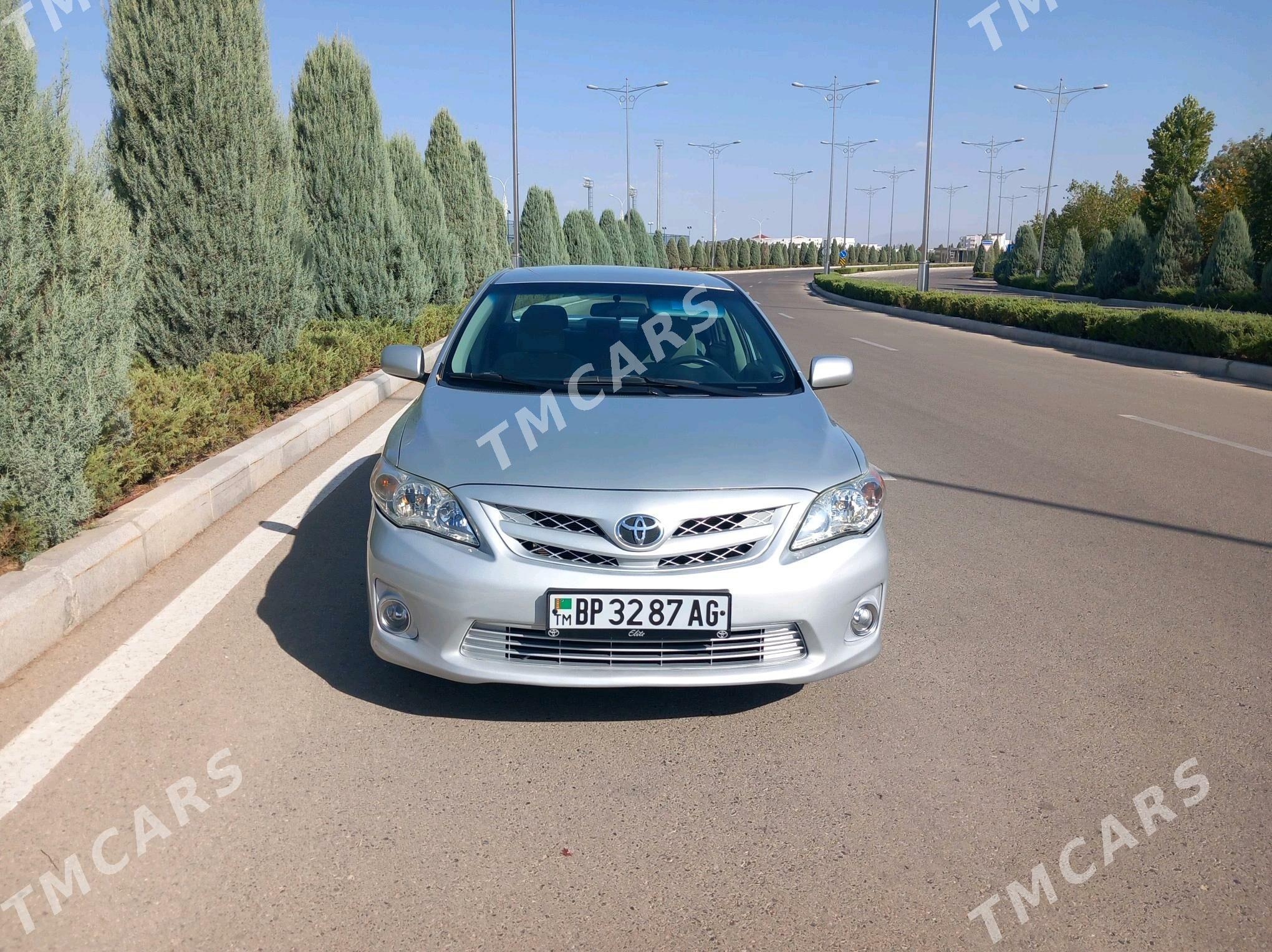 Toyota Corolla 2012 - 165 000 TMT - Кëши - img 4