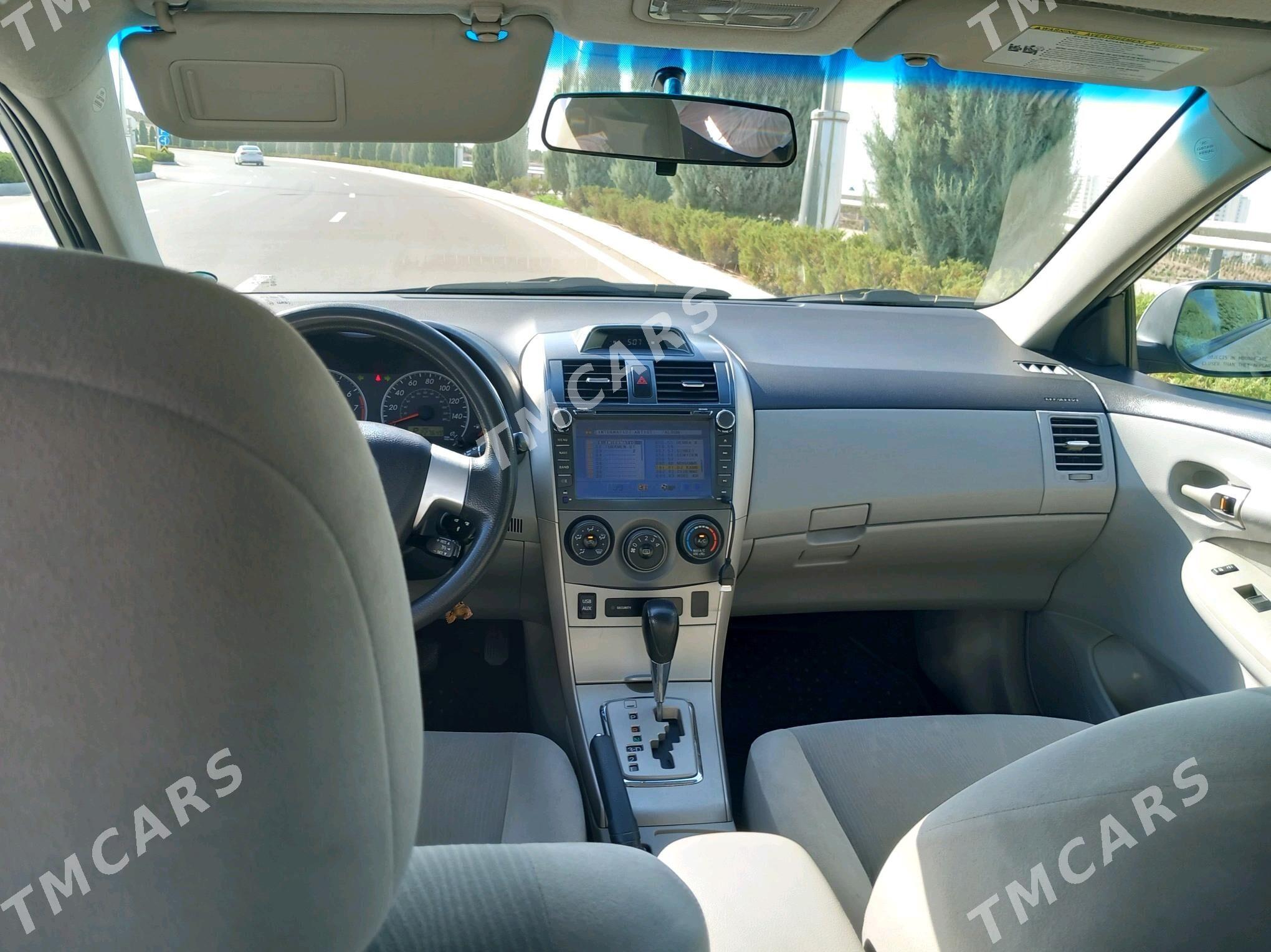 Toyota Corolla 2012 - 165 000 TMT - Кëши - img 3