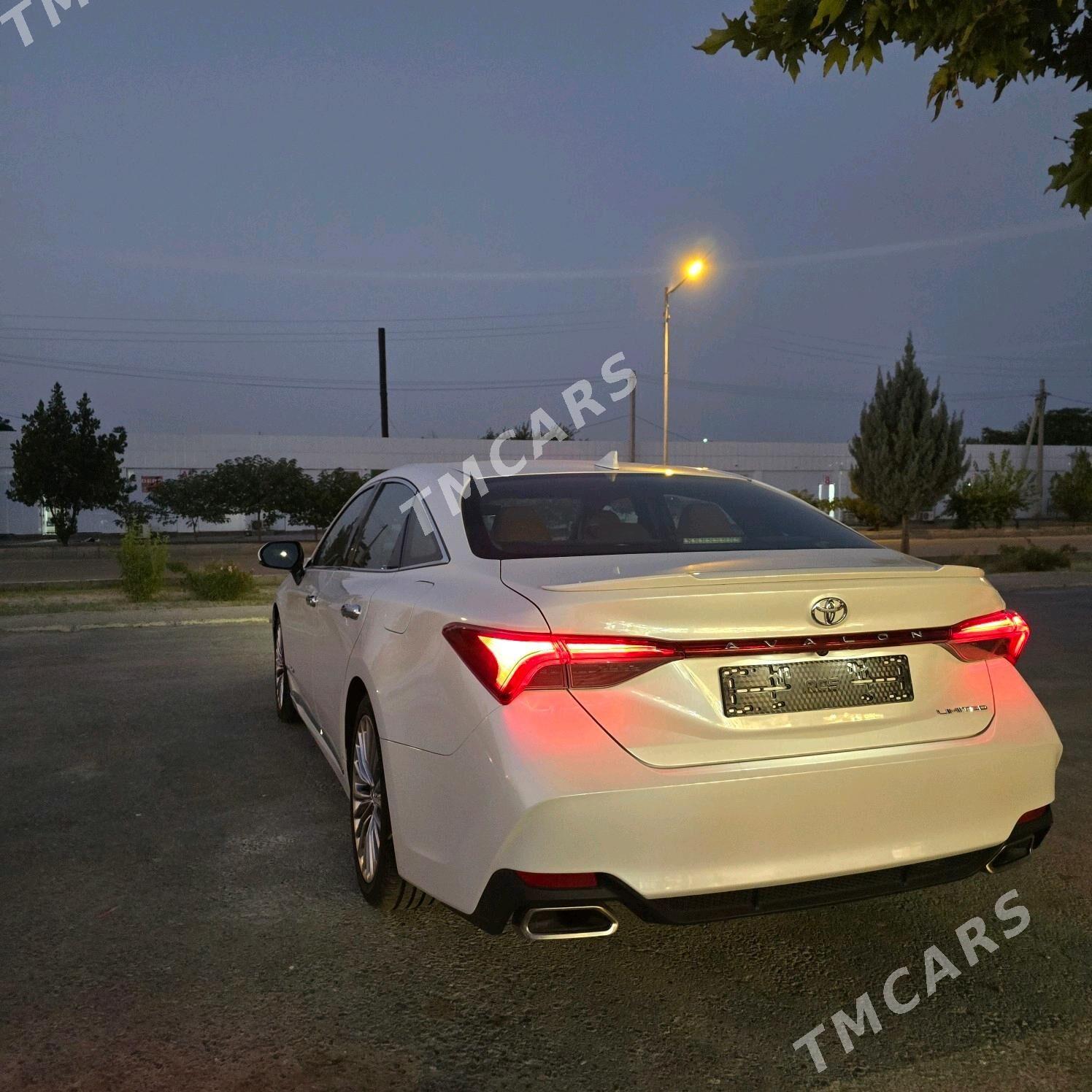 Toyota Avalon 2019 - 500 000 TMT - Ашхабад - img 10