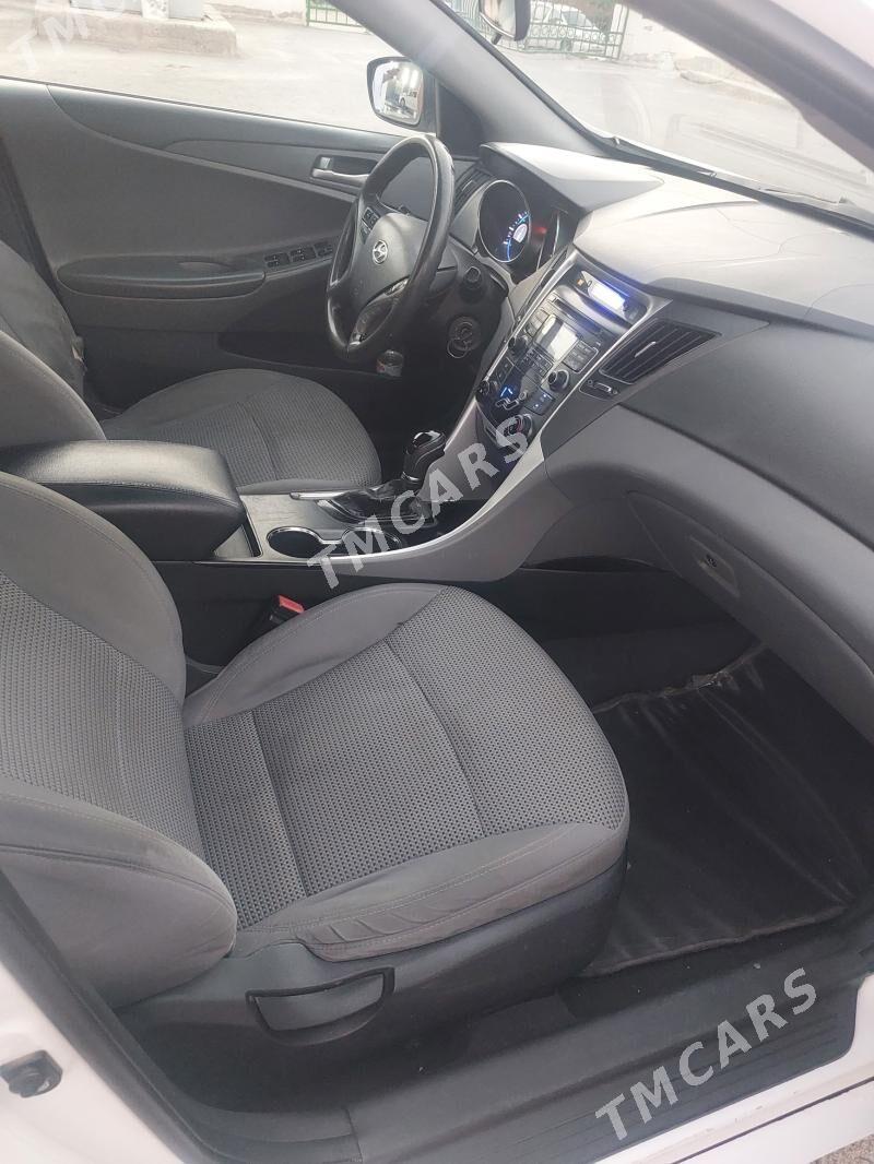 Hyundai Sonata 2010 - 125 000 TMT - Ашхабад - img 5