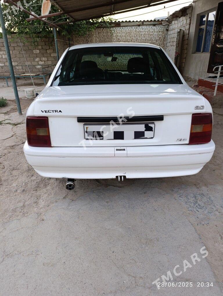 Opel Vectra 1992 - 30 000 TMT - Ýaşlyk - img 2